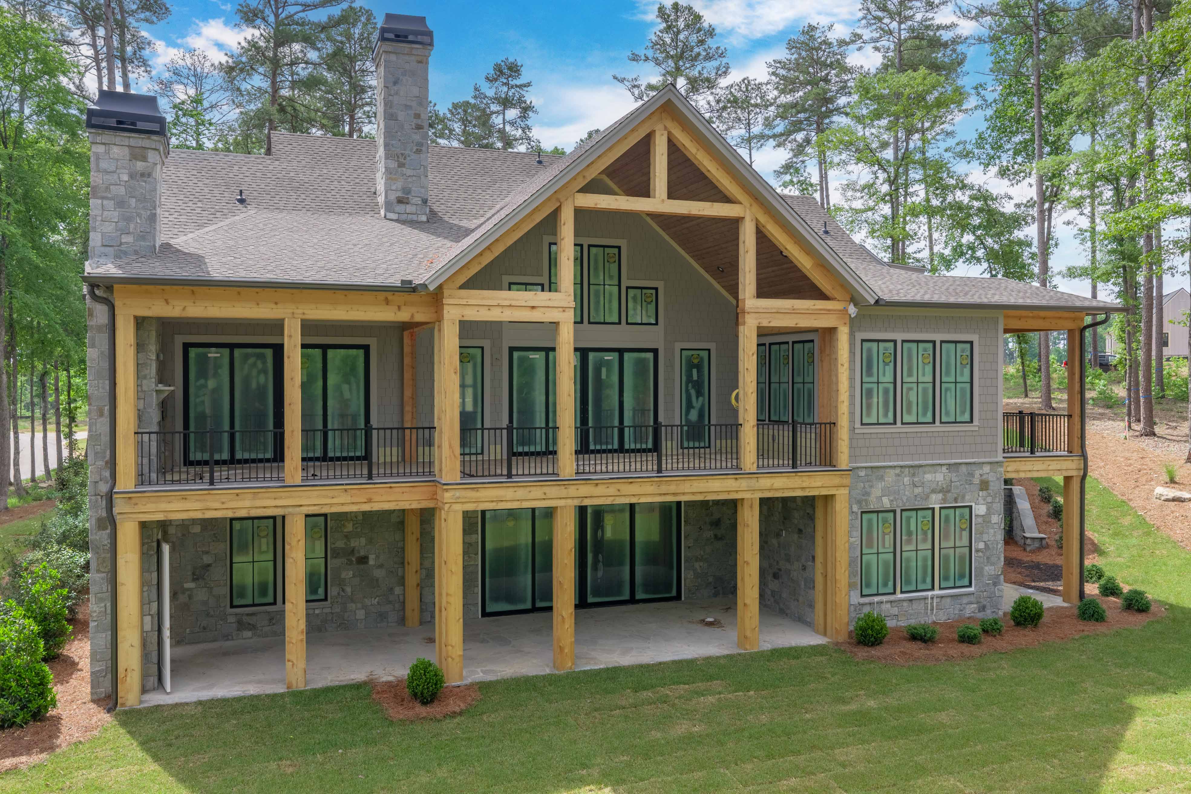 1049 Pond Crest Ln image 3